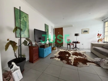 Moradia T3 para Venda em Fernao Ferro