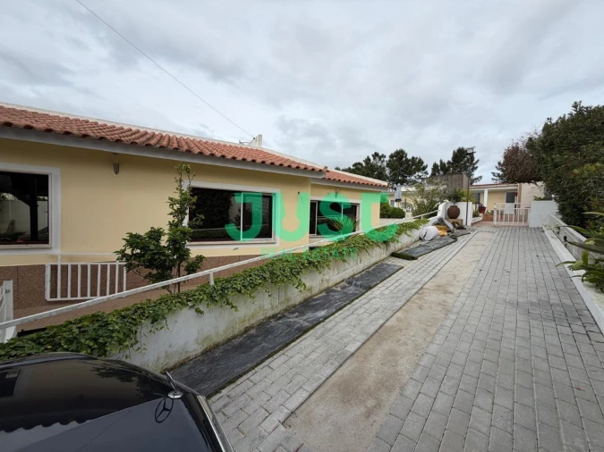 Moradia T3 para Venda em Fernao Ferro Foto 26