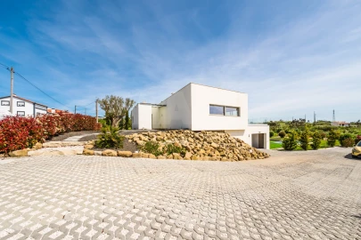 Moradia T3 para Venda em Atouguia da Baleia