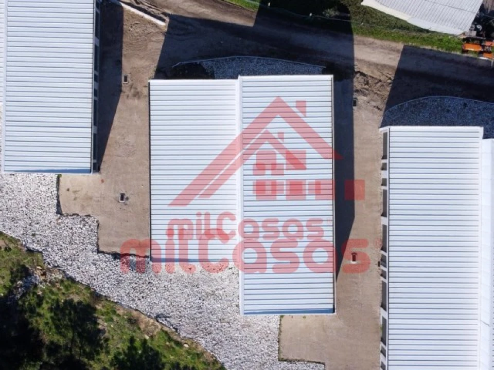 Garagem para Arrendamento em Santa Maria, São Pedro e Matacães Foto 7