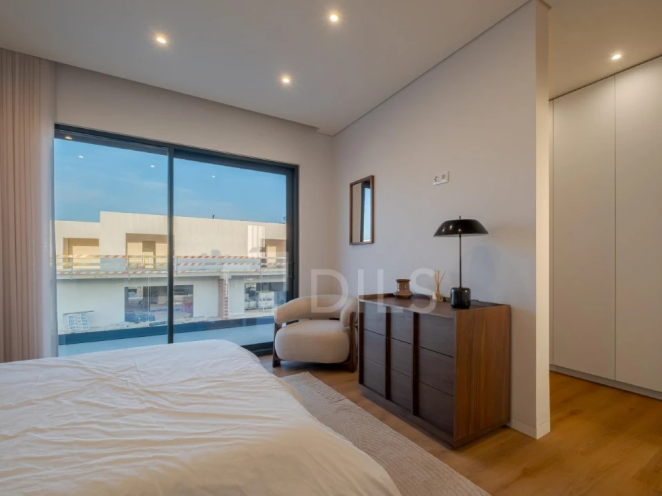 Moradia T3 para Venda em Amora Foto 26