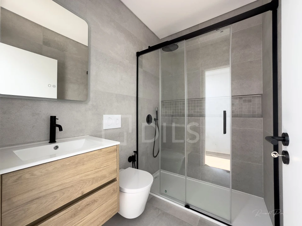 Moradia T2 para Venda em Santo Isidoro Foto 16