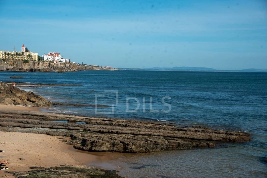 Moradia T4 para Venda em Alcabideche Foto 16