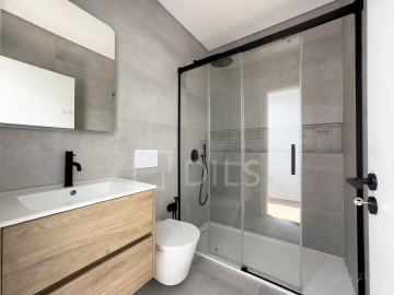 Moradia T2 para Venda em Santo Isidoro