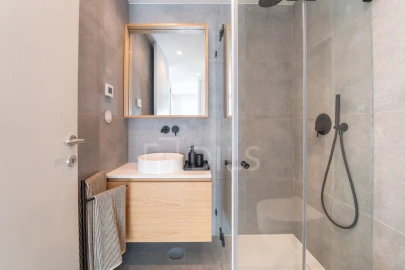 Apartamento T5 para Venda em Canidelo