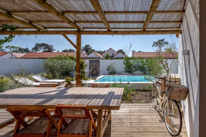 Moradia T3 para Venda em Santa Maria do Castelo e Santiago e Santa Susana