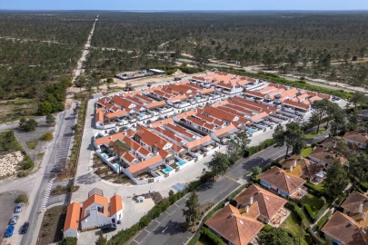 Moradia T3 para Venda em Santa Maria do Castelo e Santiago e Santa Susana