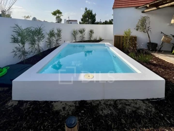 Moradia T3 para Venda em Santa Maria do Castelo e Santiago e Santa Susana