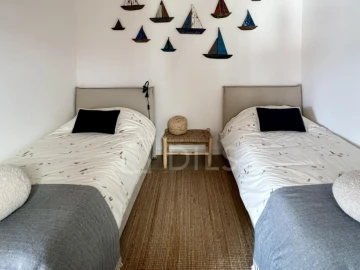 Moradia T3 para Venda em Santa Maria do Castelo e Santiago e Santa Susana