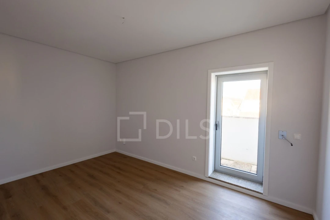 Moradia T3 para Arrendamento em Perafita, Lavra e Santa Cruz do Bispo Foto 9