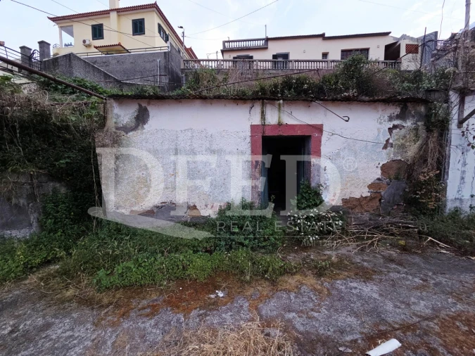 Moradia T3 para Venda em Santo Antonio Foto 7