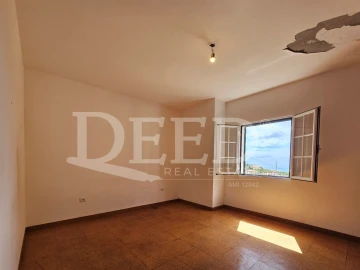 Moradia T2 para Venda em Imaculado Coração de Maria