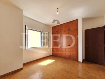 Moradia T2 para Venda em Imaculado Coração de Maria