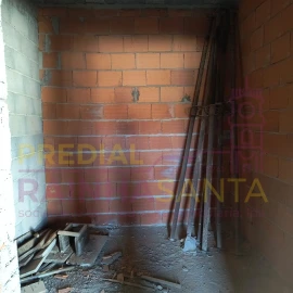 Prédio para Venda em Mira