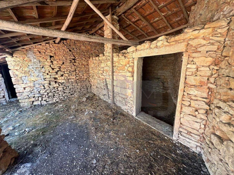 Moradia para Venda em Chãos Foto 4