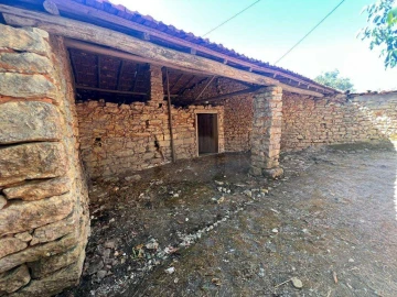 Moradia para Venda em Chãos