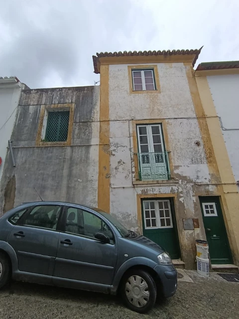 Moradia T5 para Venda em Abrantes (São Vicente e São João) e Alferrarede