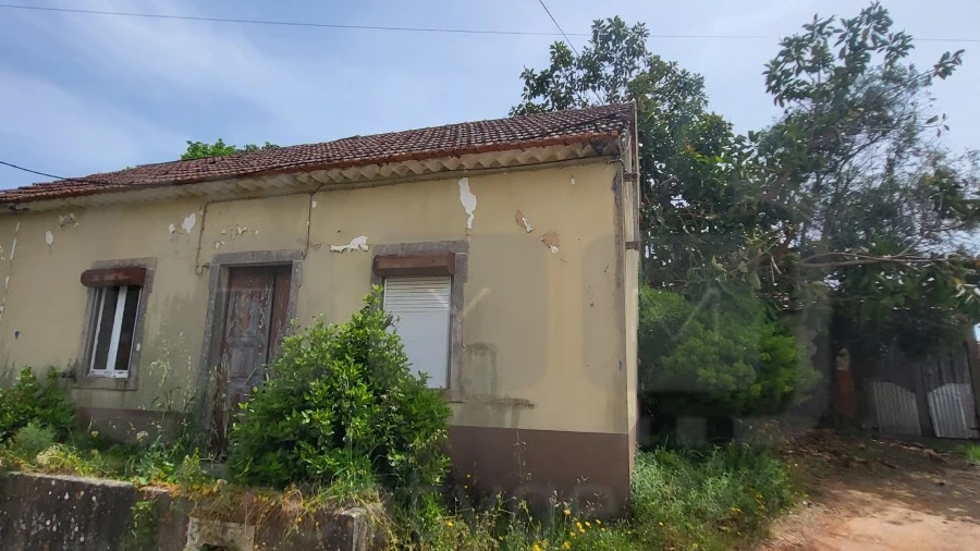 Moradia para Venda em Casais e Alviobeira