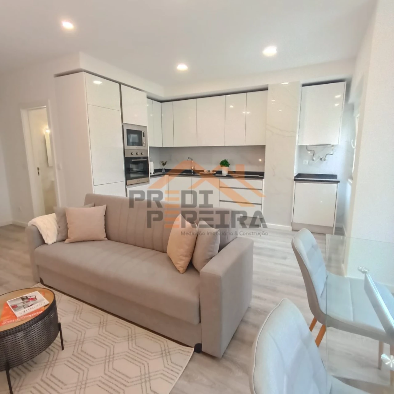 Apartamento T3 para Venda em Benfica Foto 23