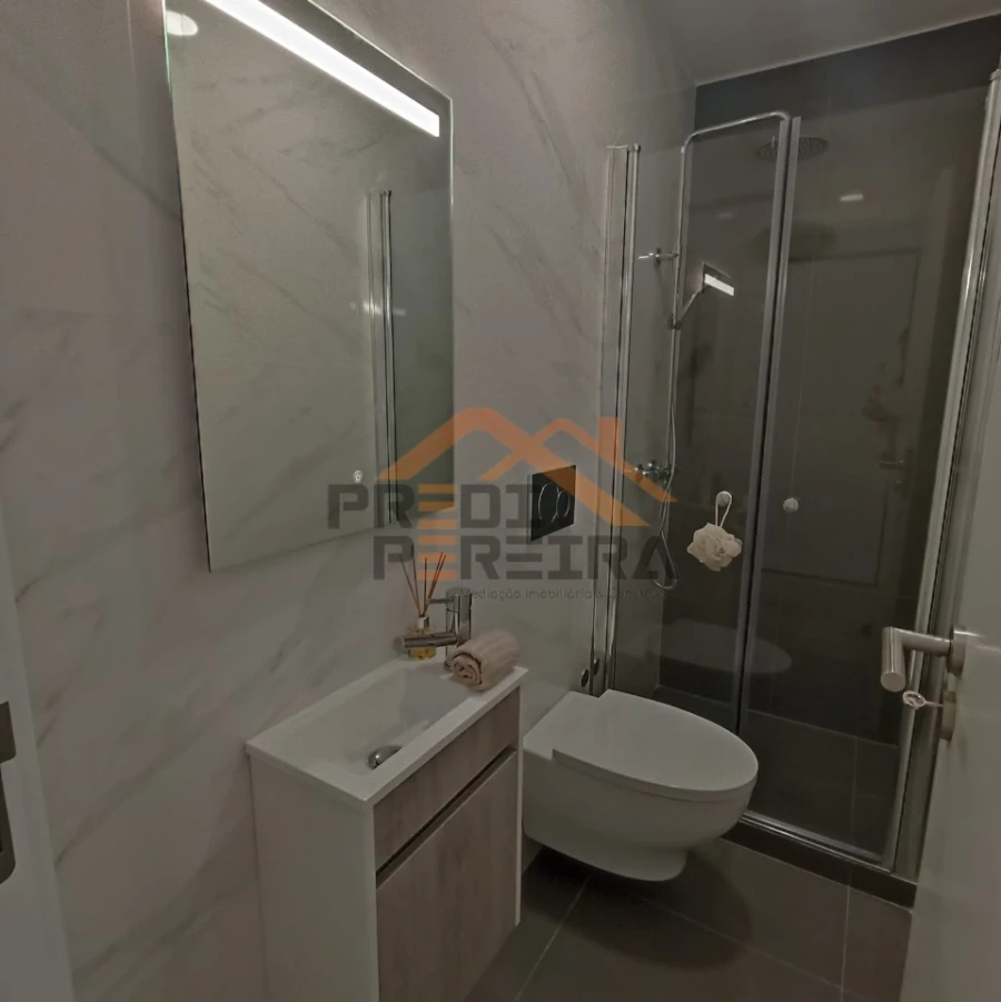 Apartamento T3 para Venda em Benfica Foto 26