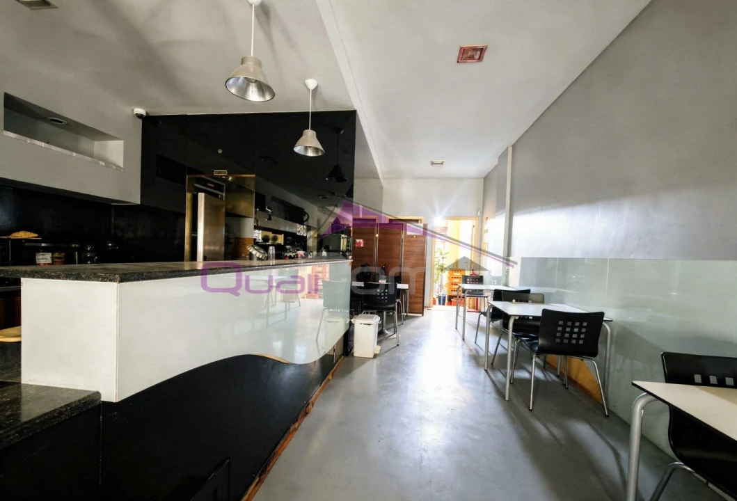 Loja para Venda em São João Baptista e Santa Maria dos Olivais Foto 2