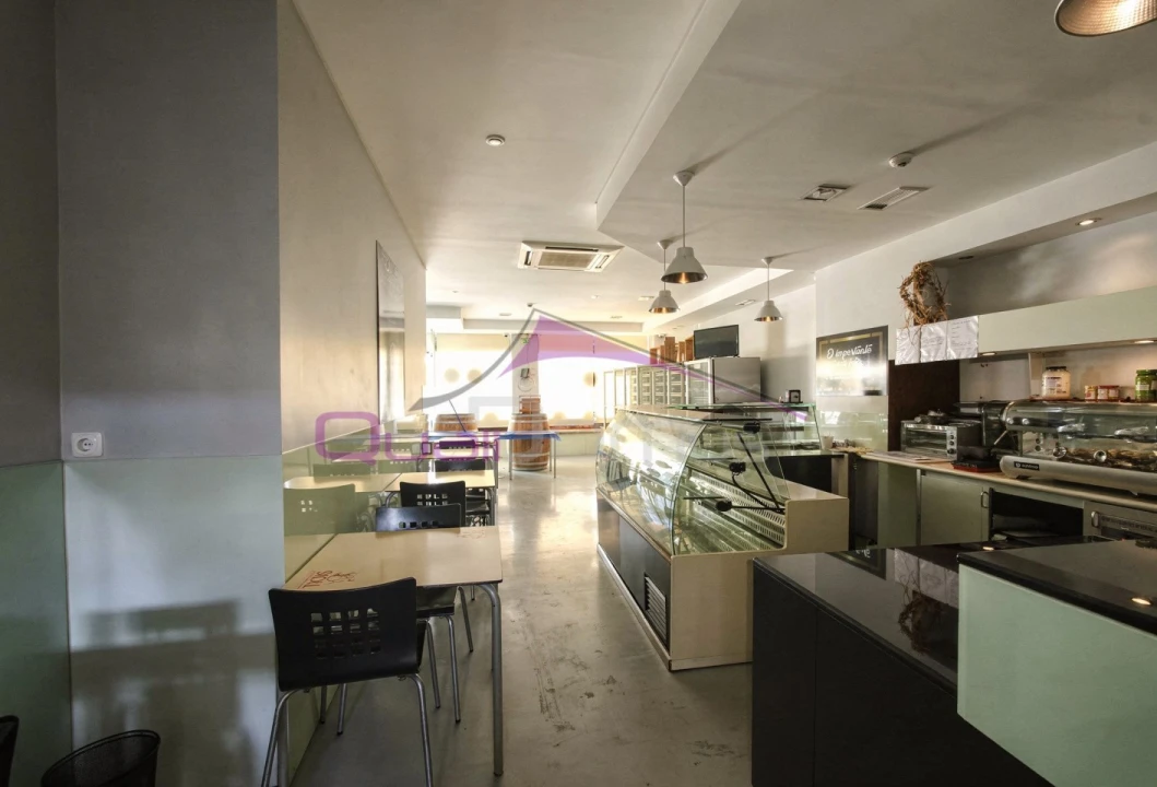 Loja para Venda em São João Baptista e Santa Maria dos Olivais Foto 4