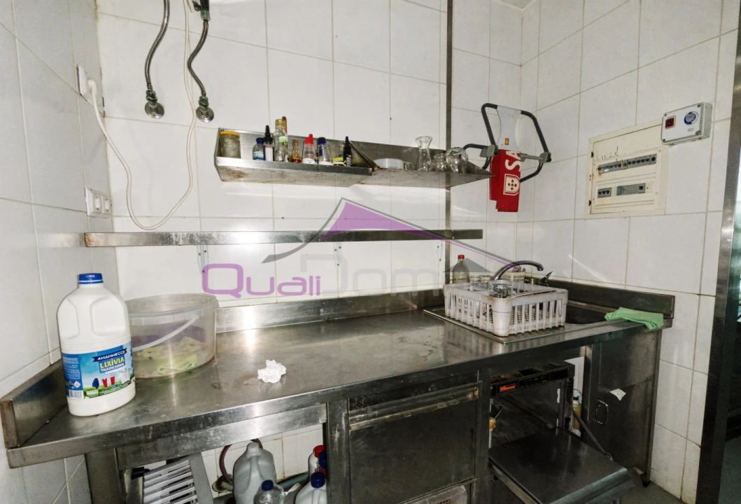 Loja para Venda em São João Baptista e Santa Maria dos Olivais Foto 12