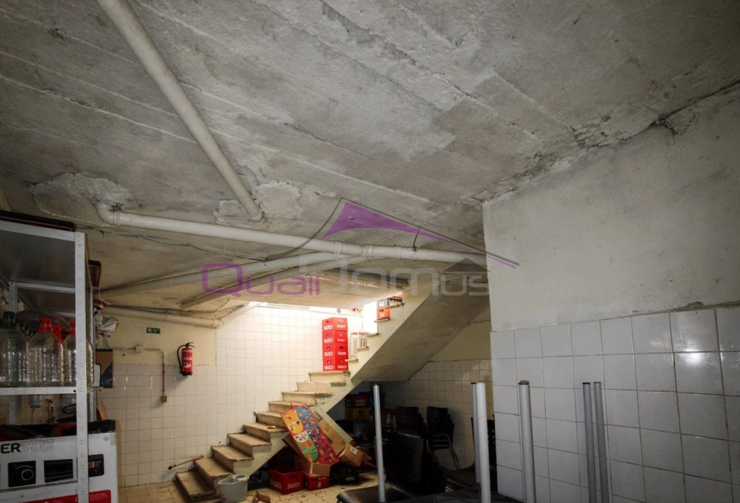 Loja para Venda em São João Baptista e Santa Maria dos Olivais Foto 16