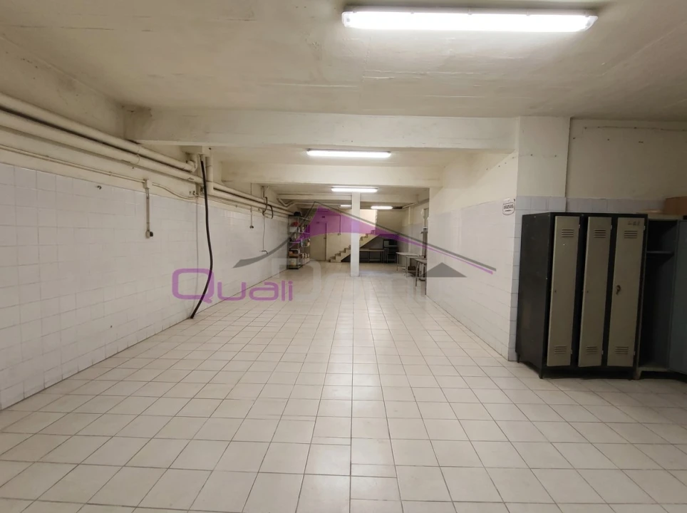 Loja para Venda em São João Baptista e Santa Maria dos Olivais Foto 12