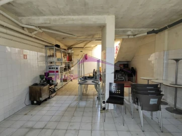 Loja para Venda em São João Baptista e Santa Maria dos Olivais