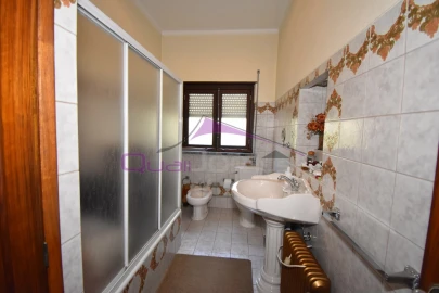 Moradia T4 para Venda em Moitas Venda