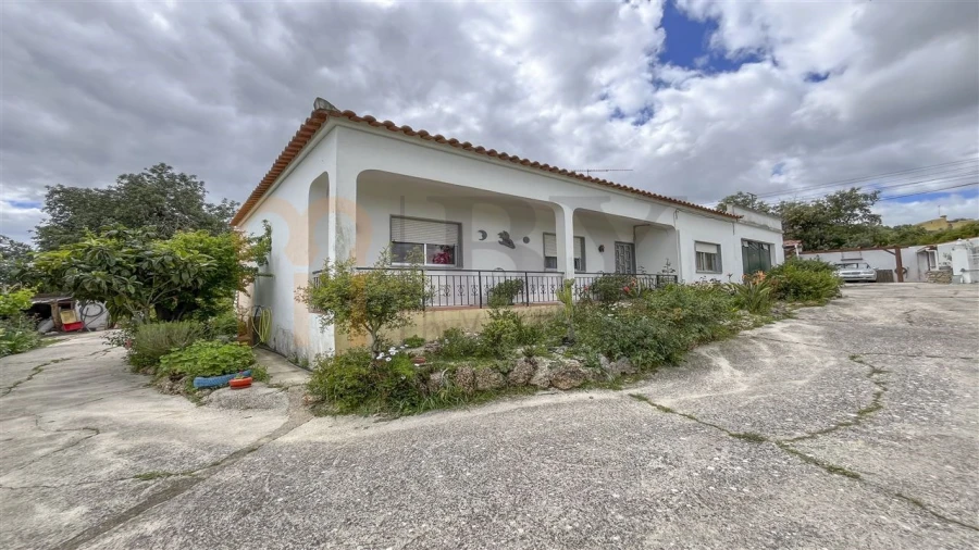 Quinta T5 para Venda em São Brás de Alportel Foto 3