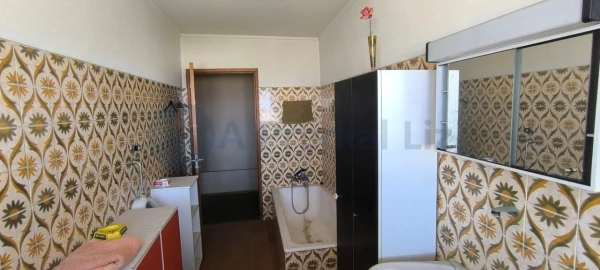 Armazém para Arrendamento em Barcarena