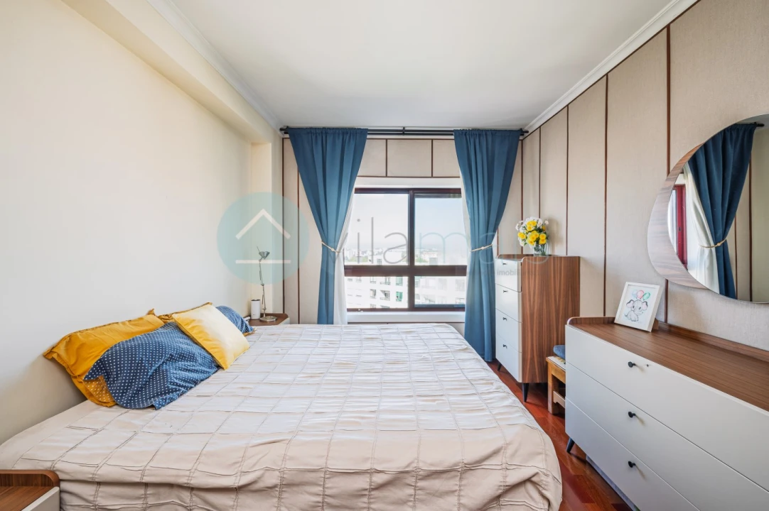 Apartamento T2 para Venda em Paranhos Foto 11