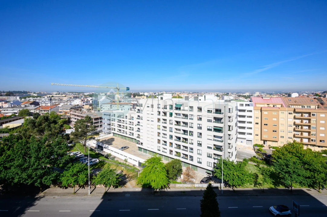 Apartamento T2 para Venda em Paranhos Foto 27