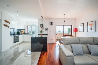 Apartamento T2 para Venda em Paranhos