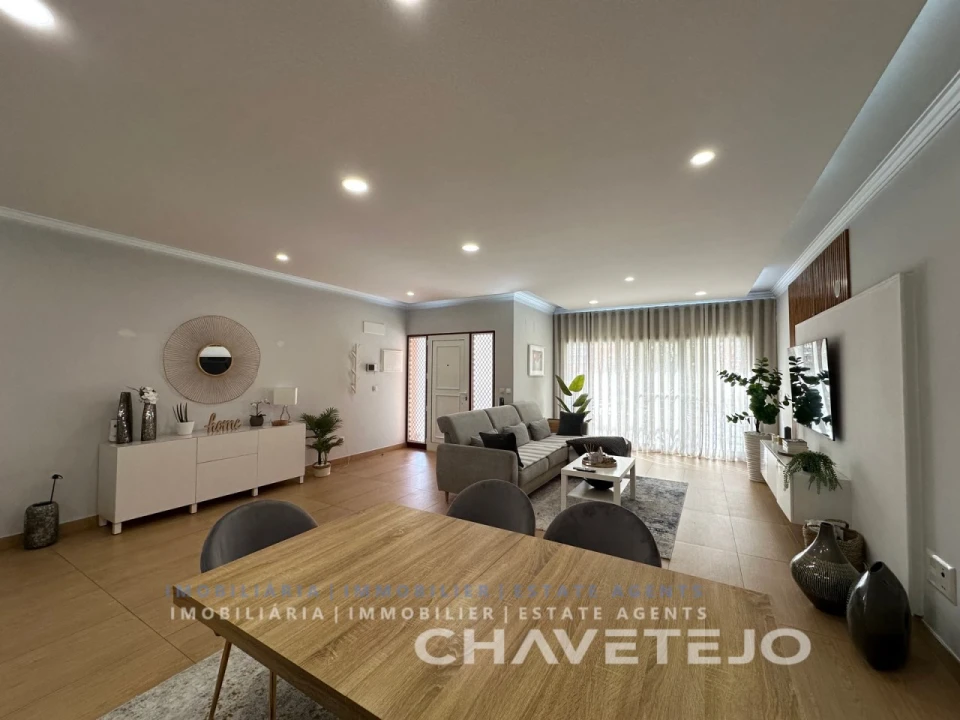 Apartamento T3 para Venda em São João Baptista e Santa Maria dos Olivais Foto 6