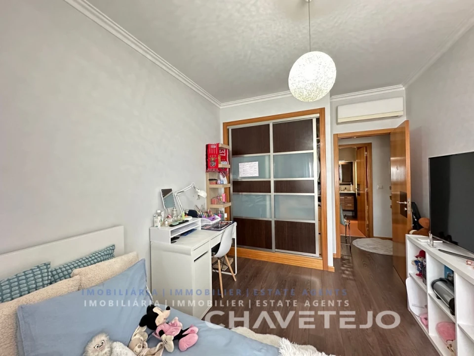 Apartamento T3 para Venda em São João Baptista e Santa Maria dos Olivais Foto 22