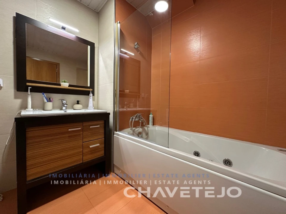 Apartamento T3 para Venda em São João Baptista e Santa Maria dos Olivais Foto 23