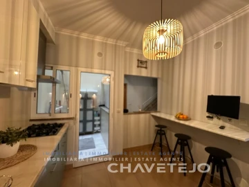 Apartamento T3 para Venda em São João Baptista e Santa Maria dos Olivais