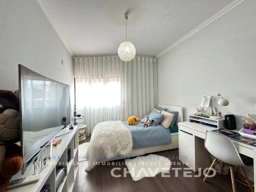 Apartamento T3 para Venda em São João Baptista e Santa Maria dos Olivais