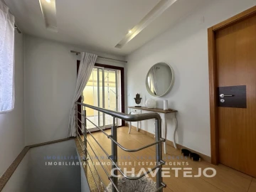 Apartamento T3 para Venda em São João Baptista e Santa Maria dos Olivais