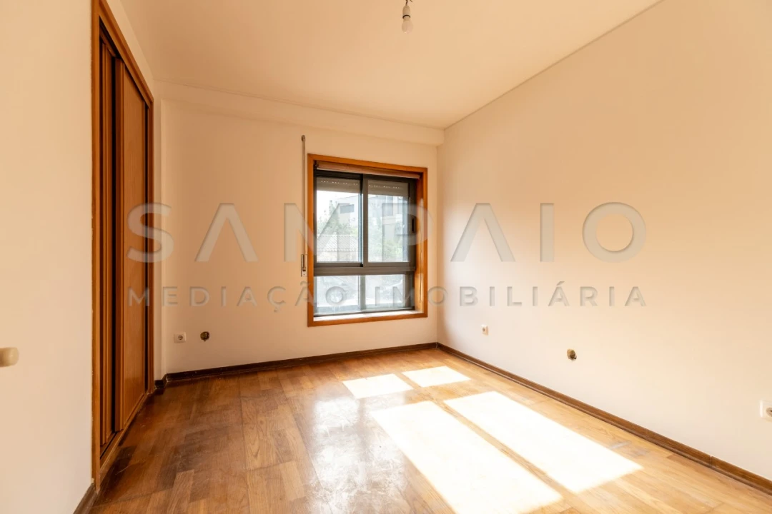 Apartamento T3 para Venda em Rio Tinto Foto 16