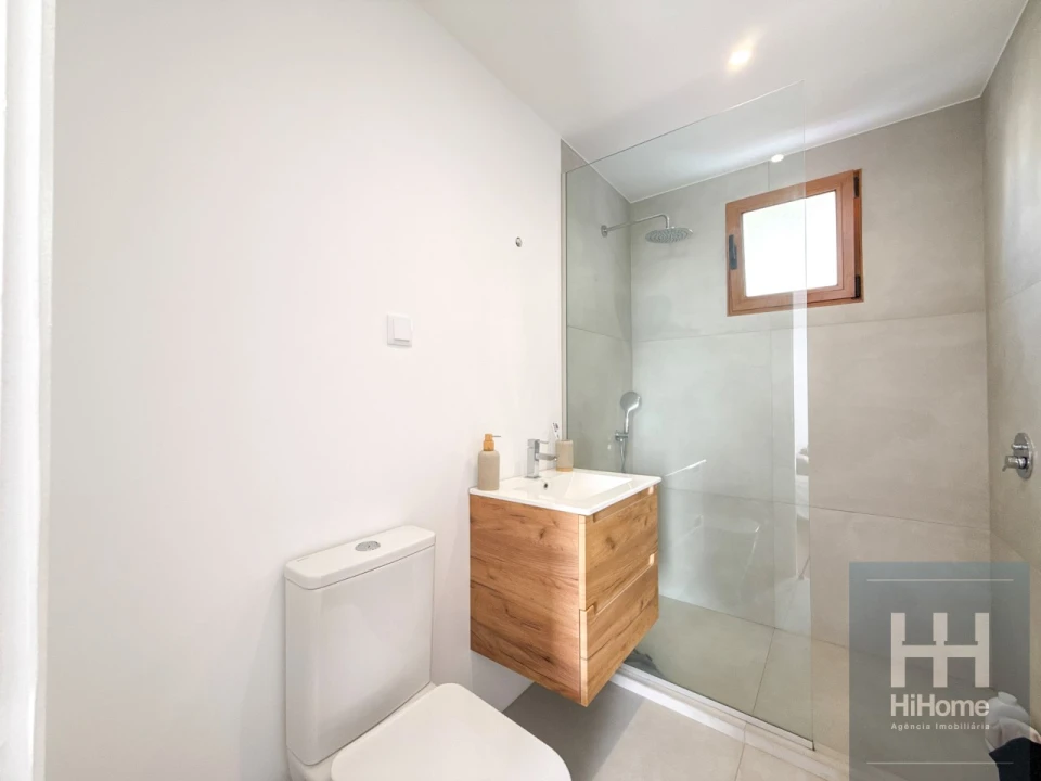 Moradia T3 para Venda em São Martinho Foto 31