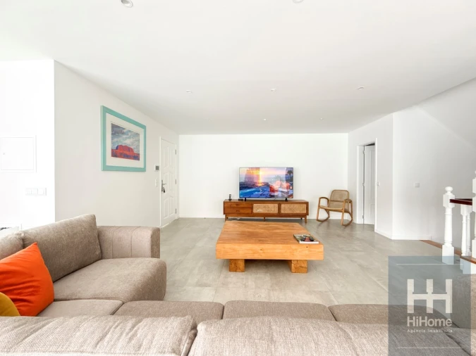 Moradia T3 para Venda em São Martinho Foto 3