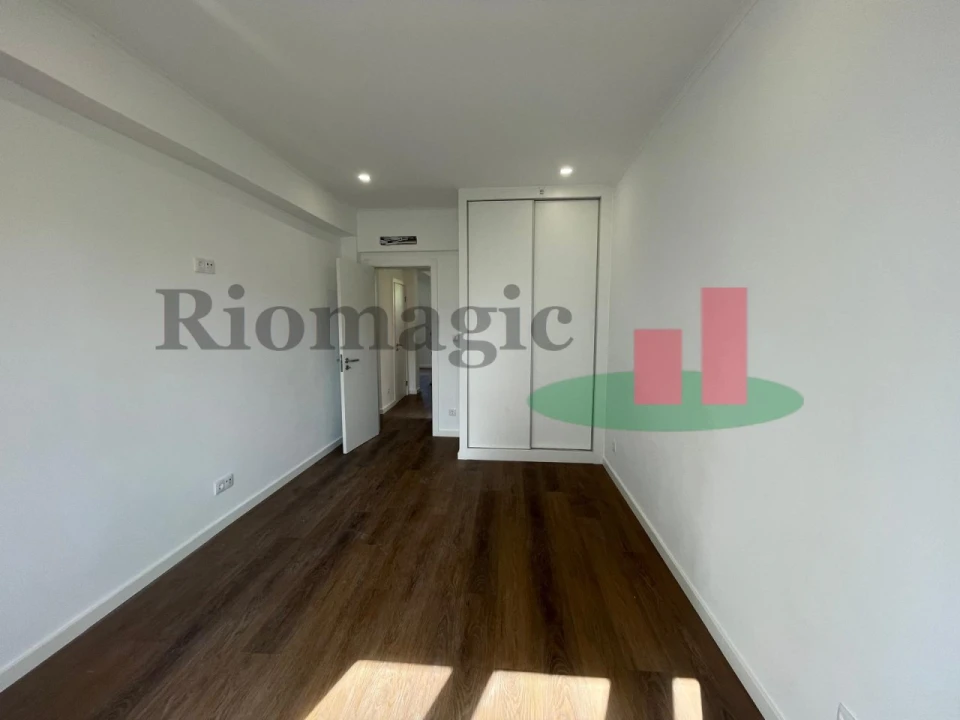 Apartamento T2 para Venda em Venteira Foto 9