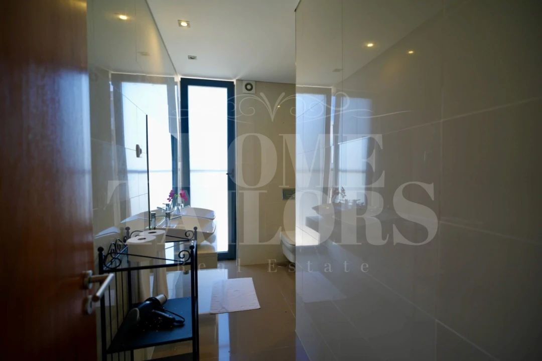 Moradia T10 para Venda em Queirã Foto 25