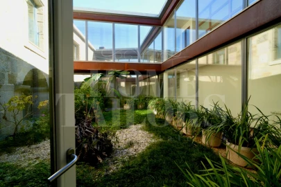 Moradia T10 para Venda em Queirã