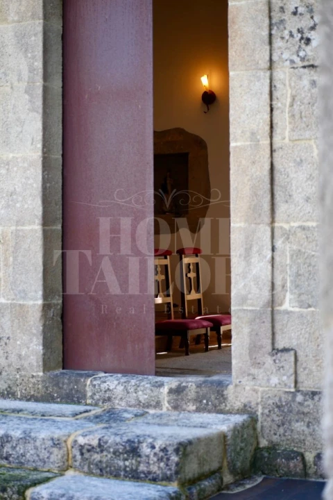 Moradia T10 para Venda em Queirã