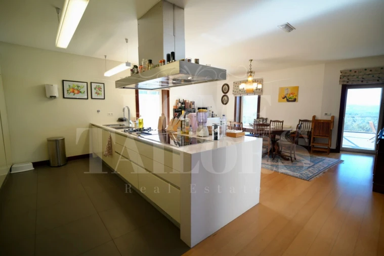 Moradia T10 para Venda em Queirã Foto 20